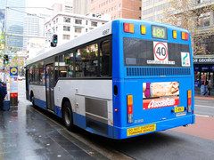 紅燈停 綠燈行 該如何通過交通信號燈