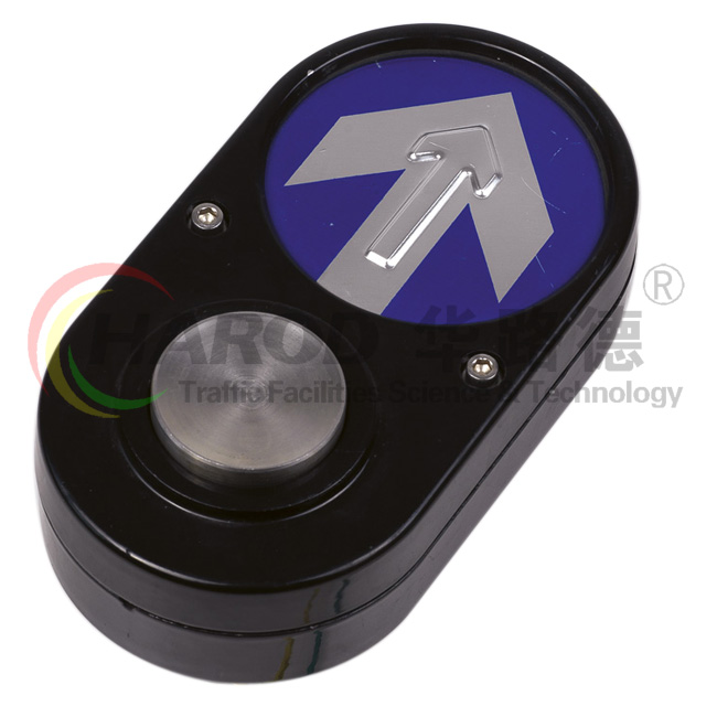 城市路口試行“觸摸式紅綠燈”，想過馬路只需動(dòng)動(dòng)手指！