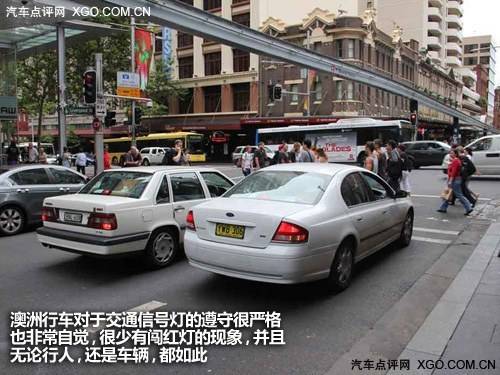 紅燈停 綠燈行 該如何通過交通信號燈