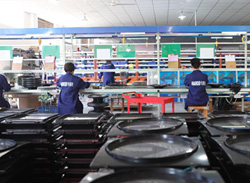 華路德總裝車間